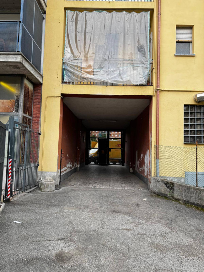 Box o garage in affitto a Torino - Mirafiori sud