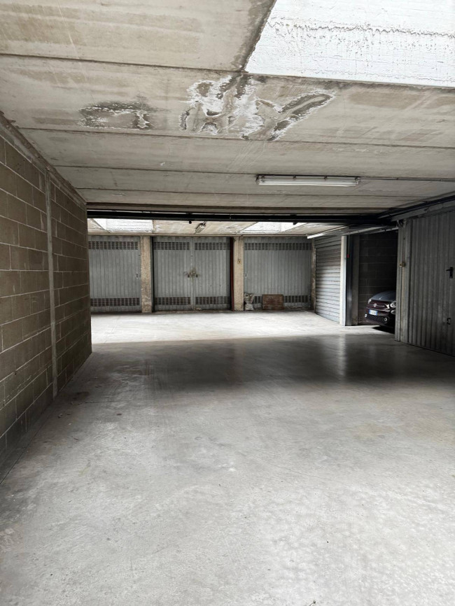 Box o garage in affitto a Torino - Mirafiori sud