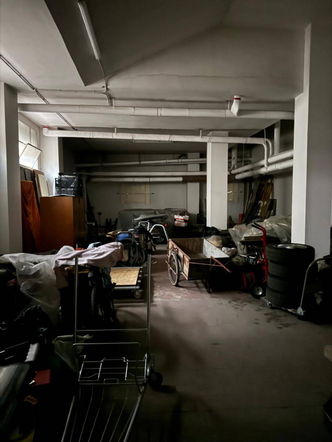 Magazzino in vendita a Torino - Nizza Millefonti