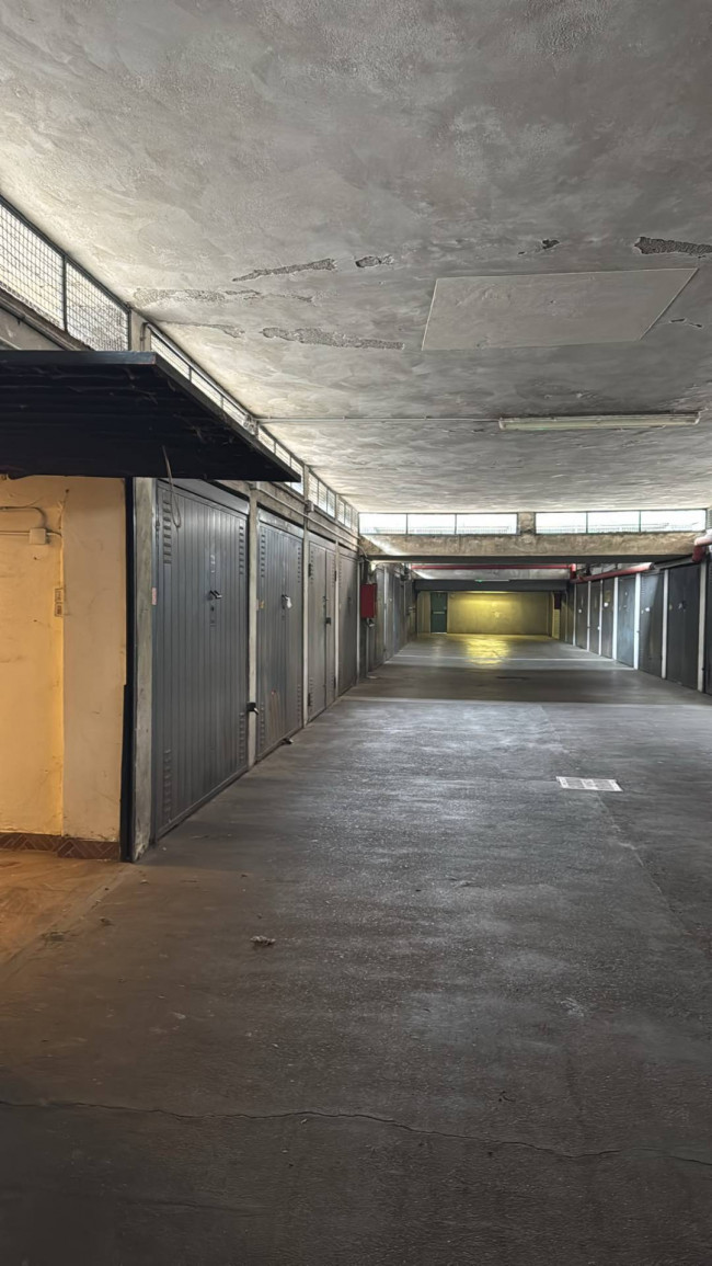 Box o garage in vendita a Torino - Santa Rita