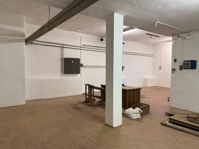 magazzino in vendita a Torino - Nizza Millefonti