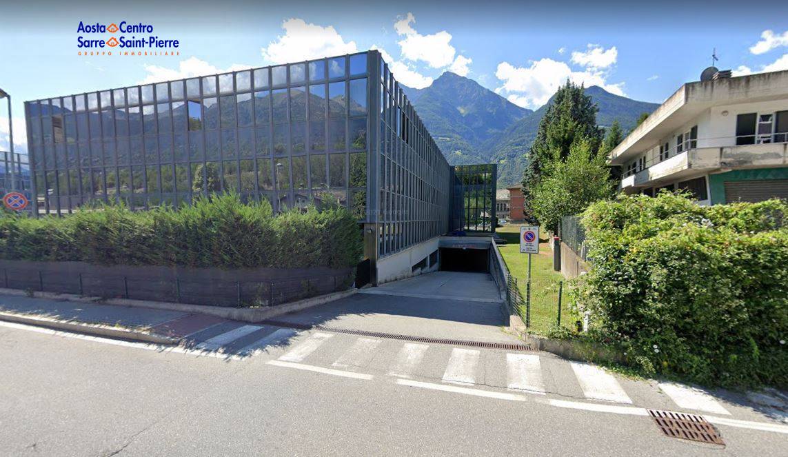 magazzino in Regione Borgnalle a Aosta