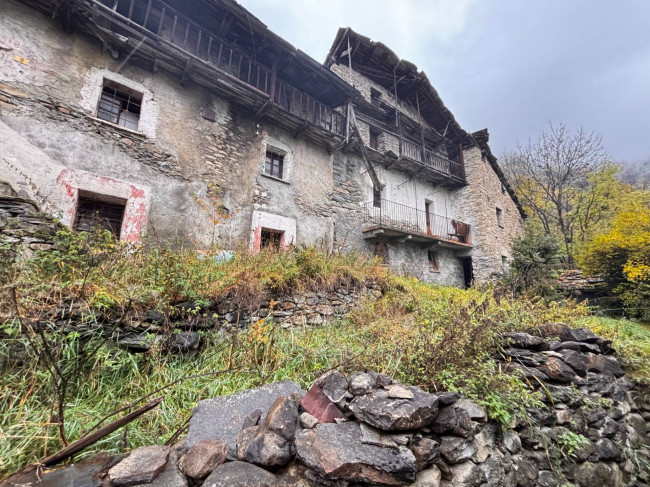 Rustico in vendita a Pré-saint-didier (AO)