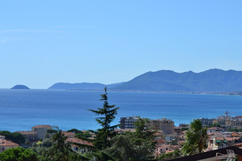 Villa in vendita a Borgio Verezzi