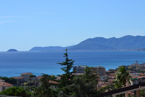 Villa in vendita a Borgio Verezzi