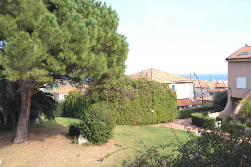 Appartamento in vendita a Loano