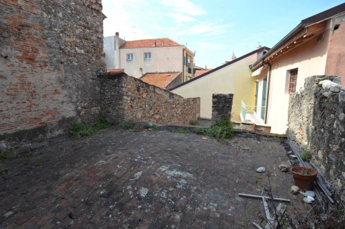 Rustico in vendita a Ceriale