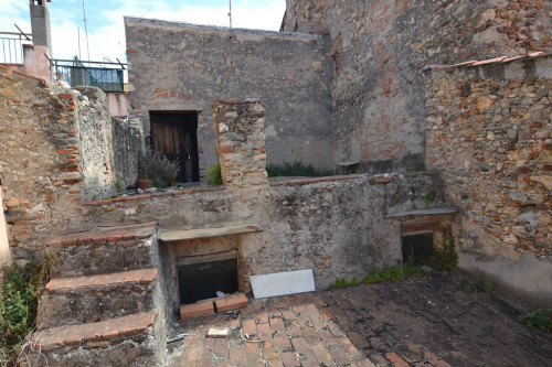 Rustico in vendita a Ceriale