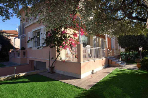 Villa in vendita a Loano