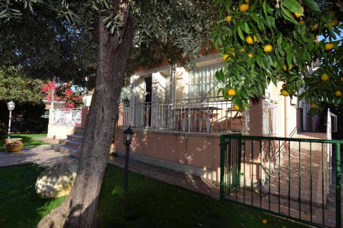 Villa in vendita a Loano