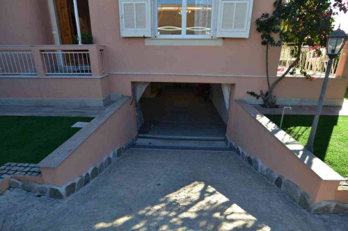 Villa in vendita a Loano