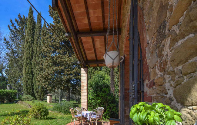 Casale in vendita a Castelnuovo Berardenga