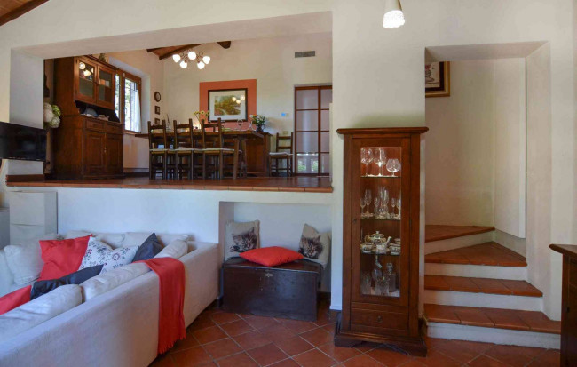 Casale in vendita a Castelnuovo Berardenga