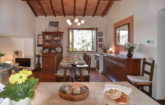 Casale in vendita a Castelnuovo Berardenga