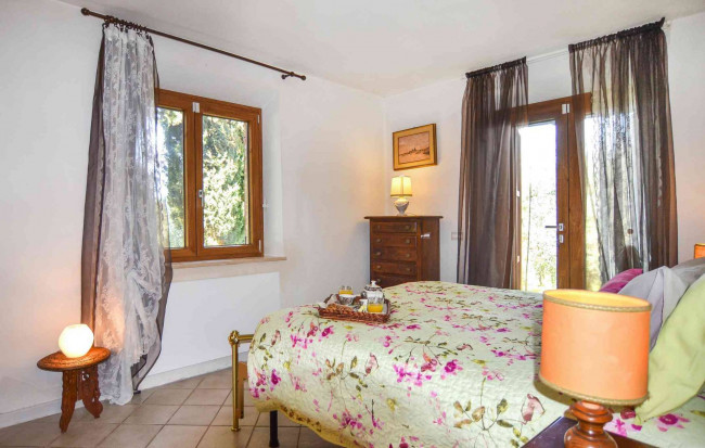 Casale in vendita a Castelnuovo Berardenga