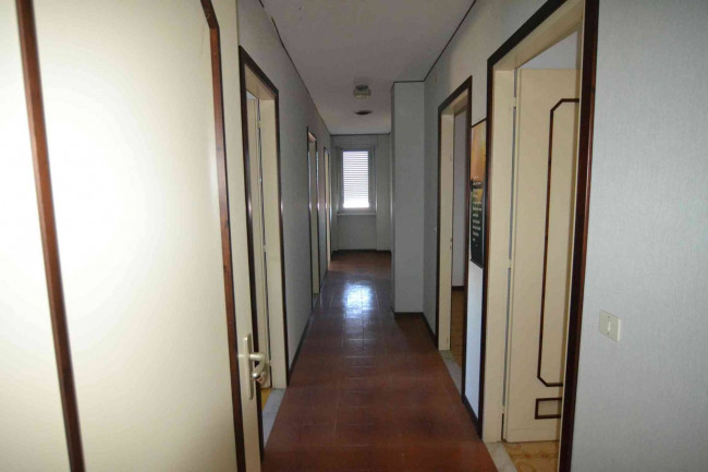 casa indipendente con giardino in vendita a Torre Mondovì