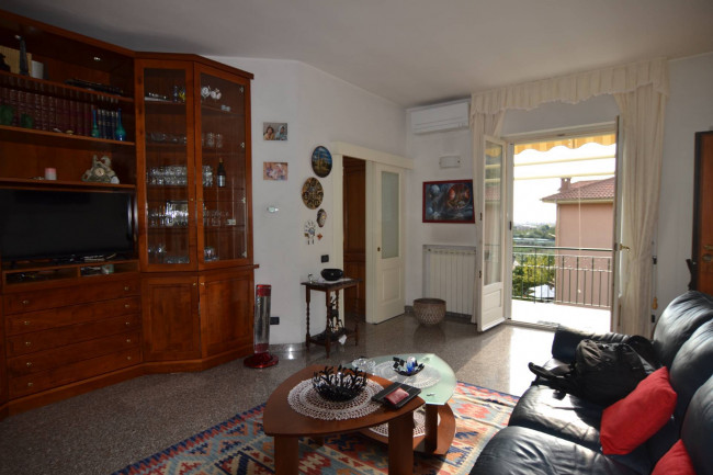 Appartamento in vendita a Toirano