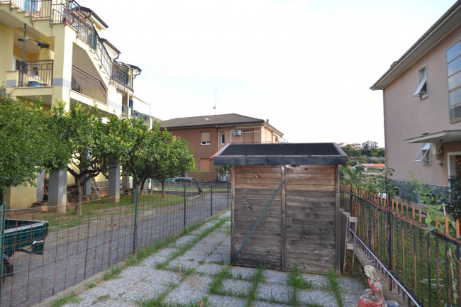 Appartamento in vendita a Toirano