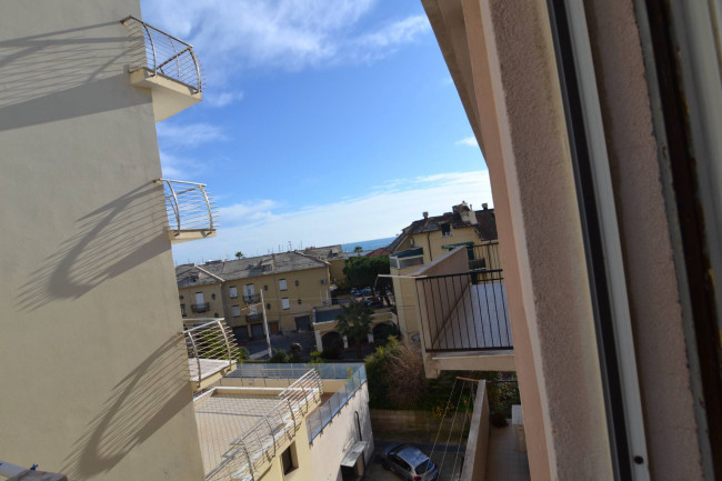 Appartamento in vendita a Loano