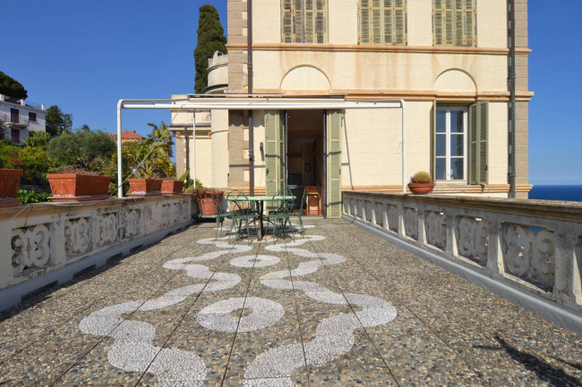 Appartamento in vendita a Bordighera