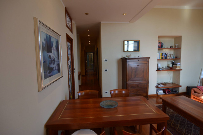 Appartamento in vendita a Bordighera