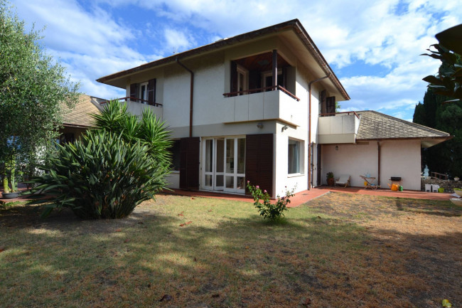 Villa in vendita a Albenga