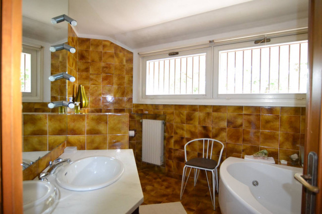 Villa in vendita a Albenga