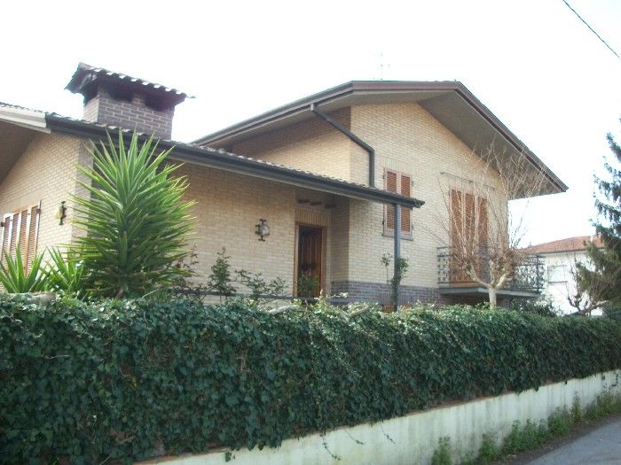 Villetta in vendita a Lido Di Camaiore, Camaiore (LU)