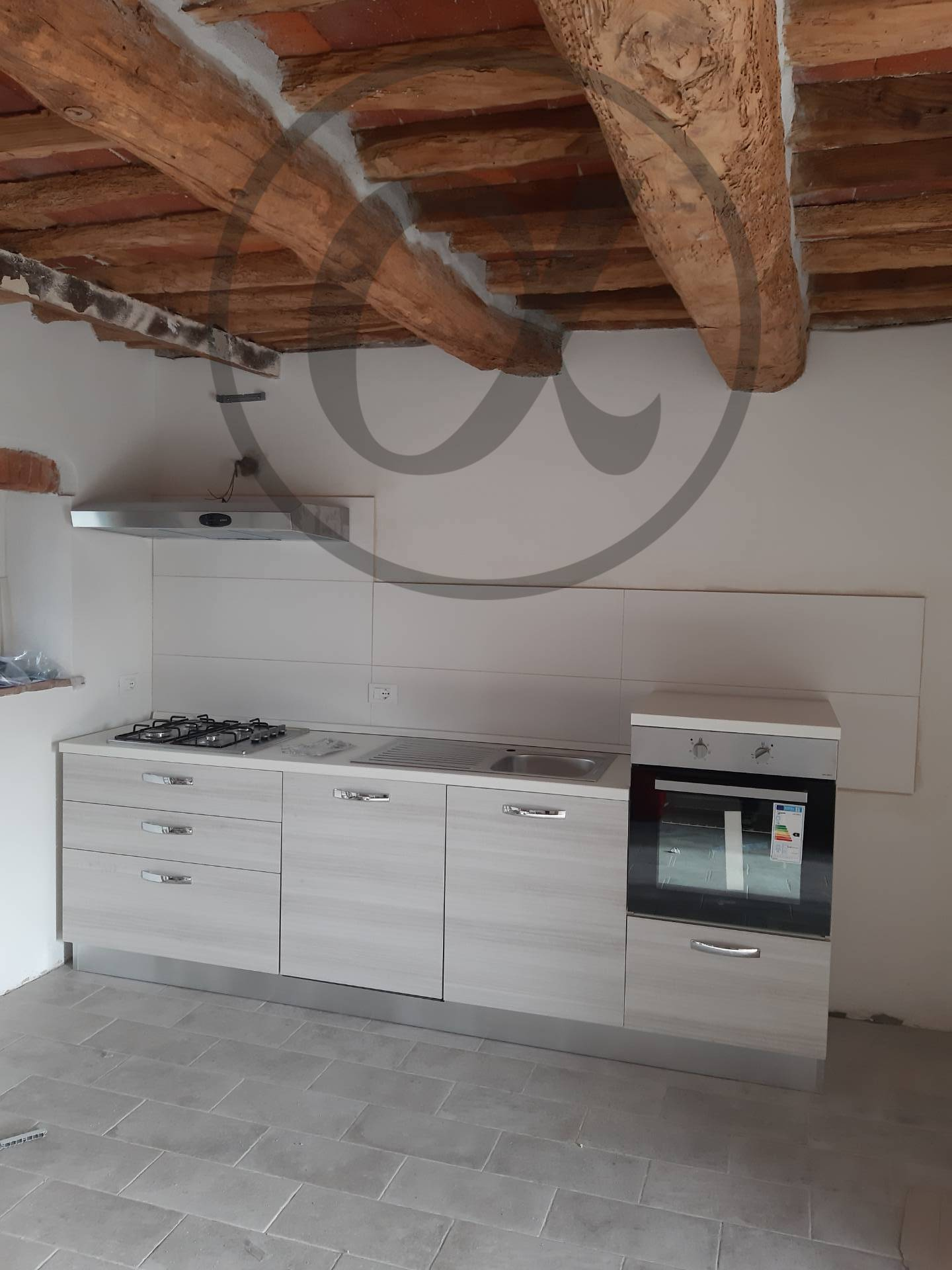  massarosa vendita quart: bozzano mediterranea immobiliare s.n.c.