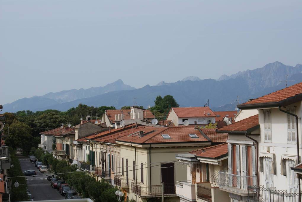  viareggio affitto quart: centro mediterranea immobiliare s.n.c.