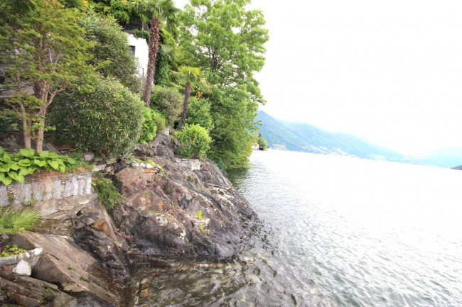 Casa indipendente in vendita a Cannobio (VB)