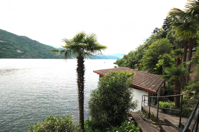 Casa indipendente in vendita a Cannobio (VB)