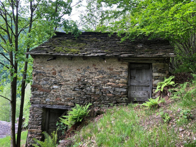 Valle Cannobina, Rustic at Sale