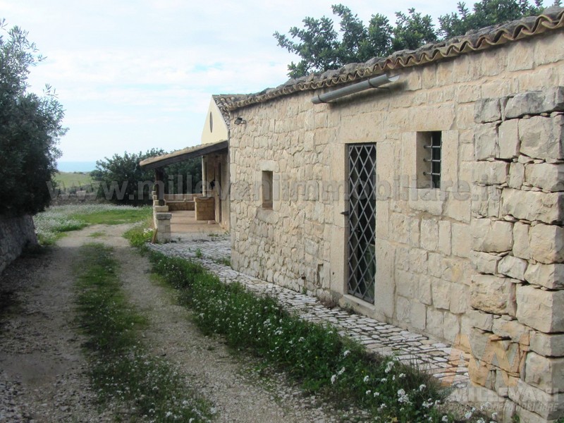 Rustico - Cascina SCICLI vendita  Donnalucata  Millevani Immobiliare