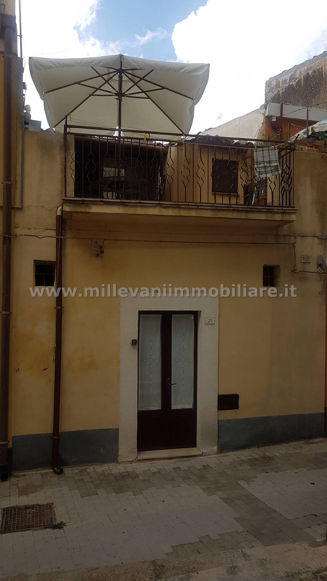 Villa Unifamiliare - Indipendente CHIARAMONTE GULFI vendita    Millevani Immobiliare