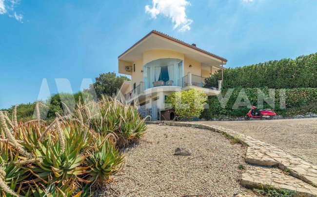 Villa in vendita a Modica (RG)