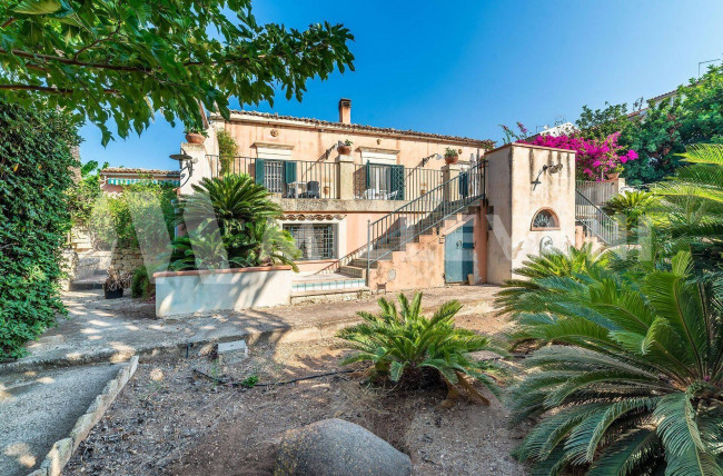 Villa in vendita a Marina Di Ragusa, Ragusa (RG)