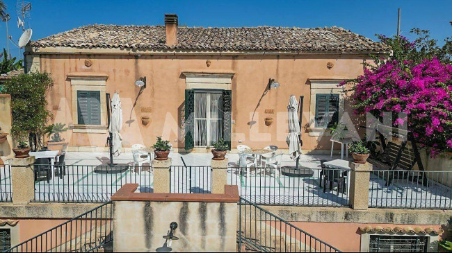 Villa in vendita a Marina Di Ragusa, Ragusa (RG)