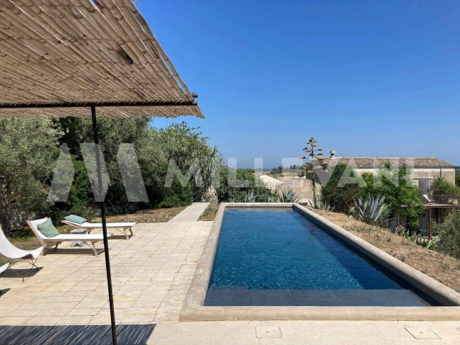 Villa in vendita a Noto (SR)