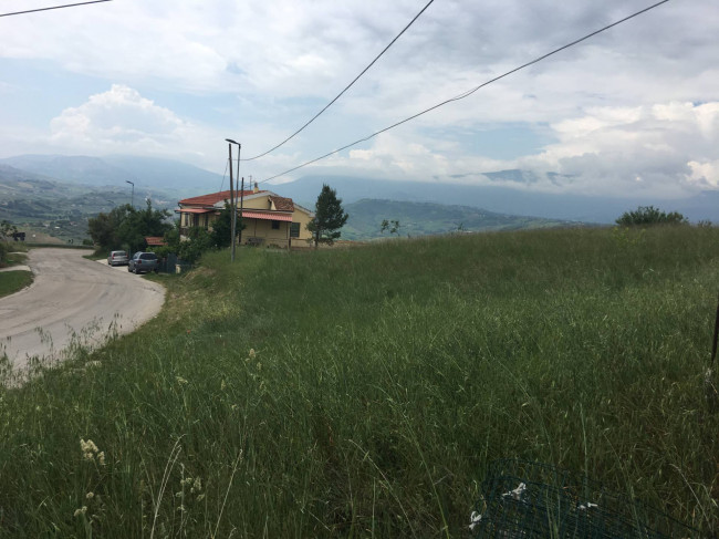 Terreno edificabile in vendita a Nocciano