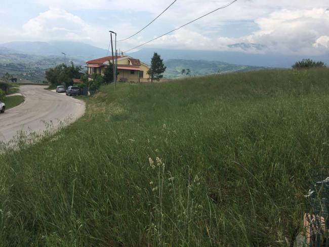 Terreno edificabile in vendita a Nocciano