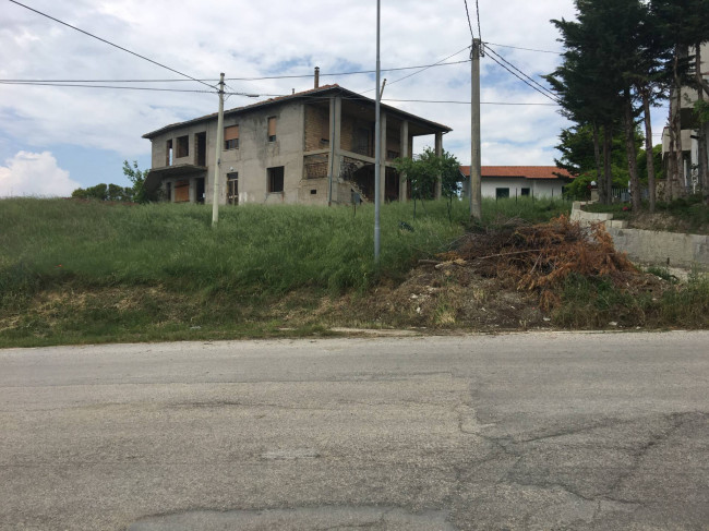 Terreno edificabile in vendita a Nocciano