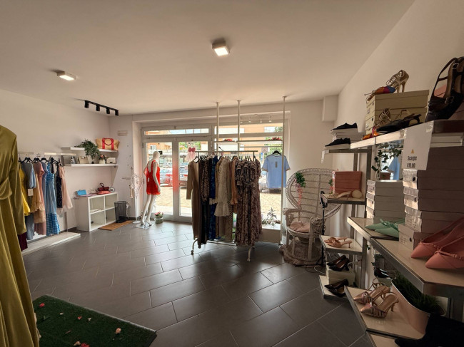 Locale commerciale in vendita a Chieti