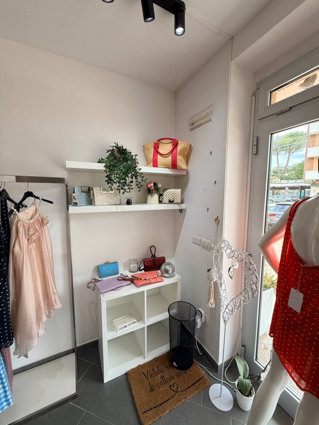 Locale commerciale in vendita a Chieti