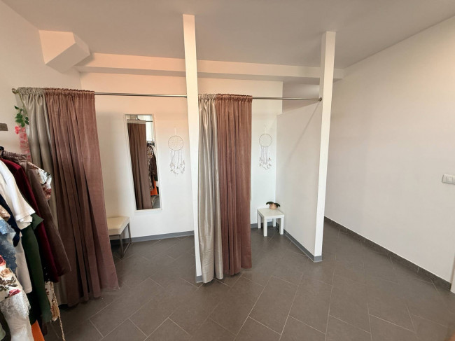 Locale commerciale in vendita a Chieti