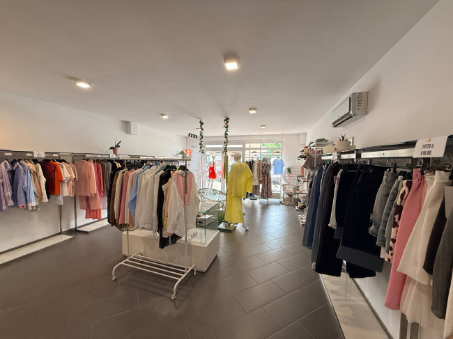 Locale commerciale in vendita a Chieti