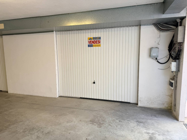 Locale commerciale in vendita a Chieti