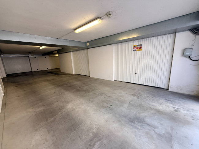 Locale commerciale in vendita a Chieti