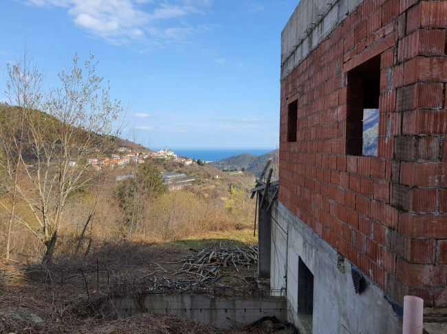 Casa indipendente in vendita a Bergalla, Balestrino (SV)