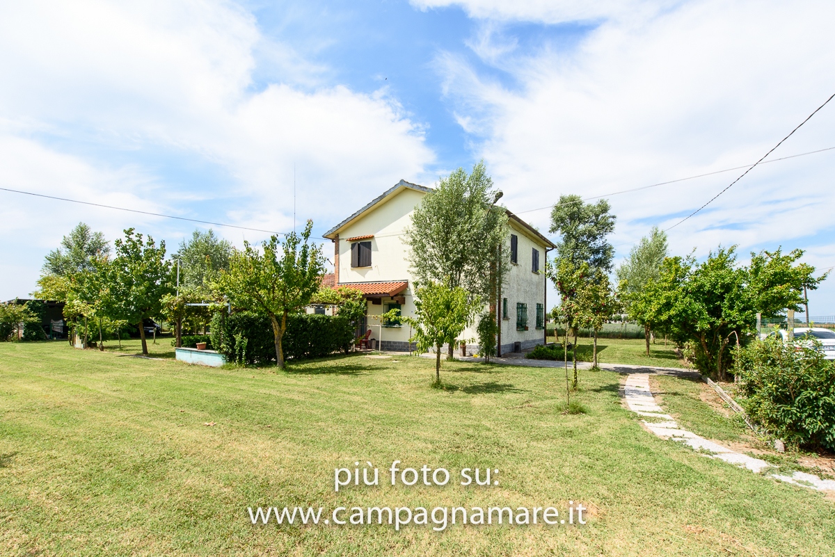 Villa OSTELLATO vendita    Campagna Mare Immobili